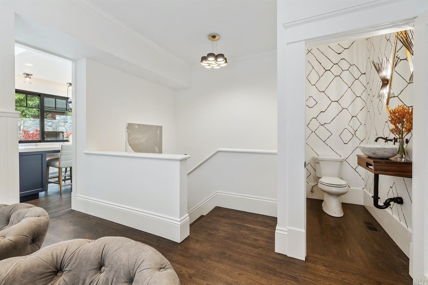 44 Bayview Avenue