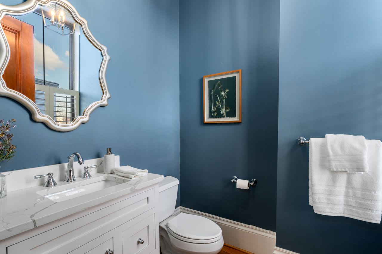15 Monument Sq #1