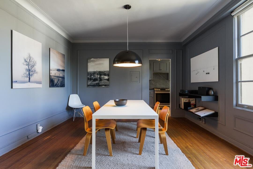  855 S Serrano Avenue