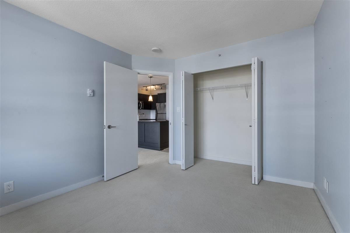 502-7225 Acorn Ave