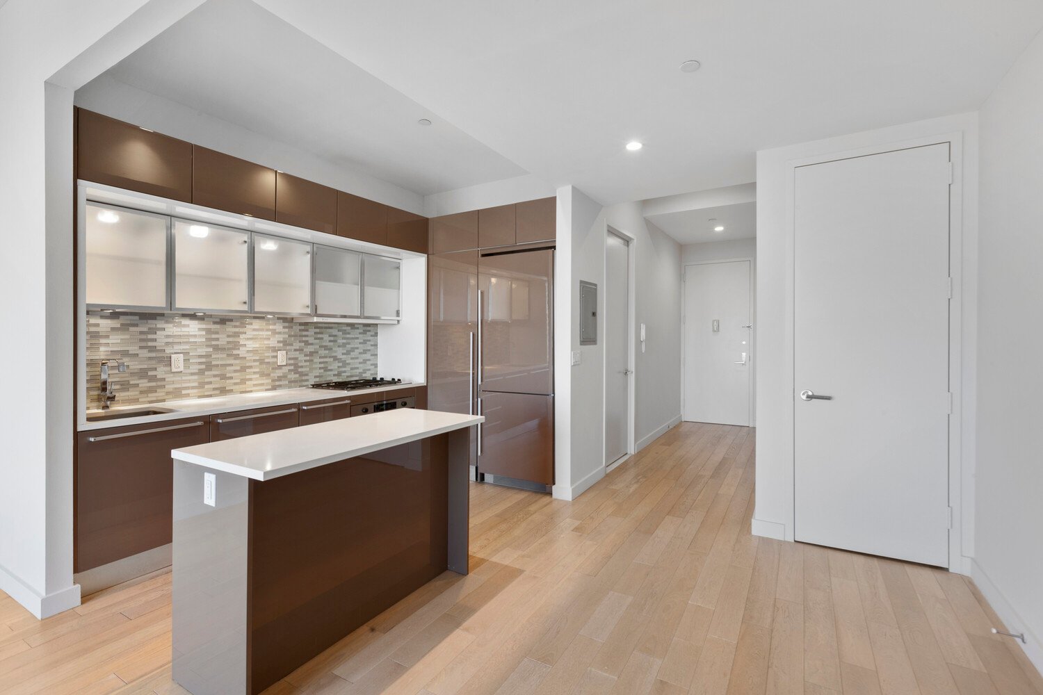 75 Wall Street, Apt 33Q