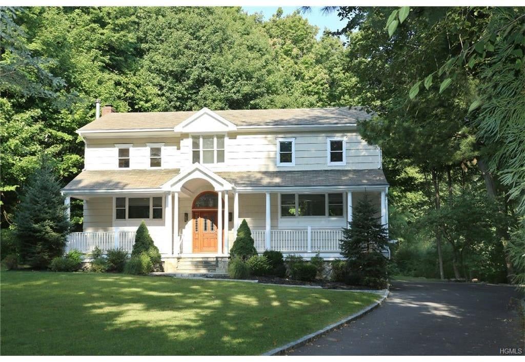 33 Evergreen Row