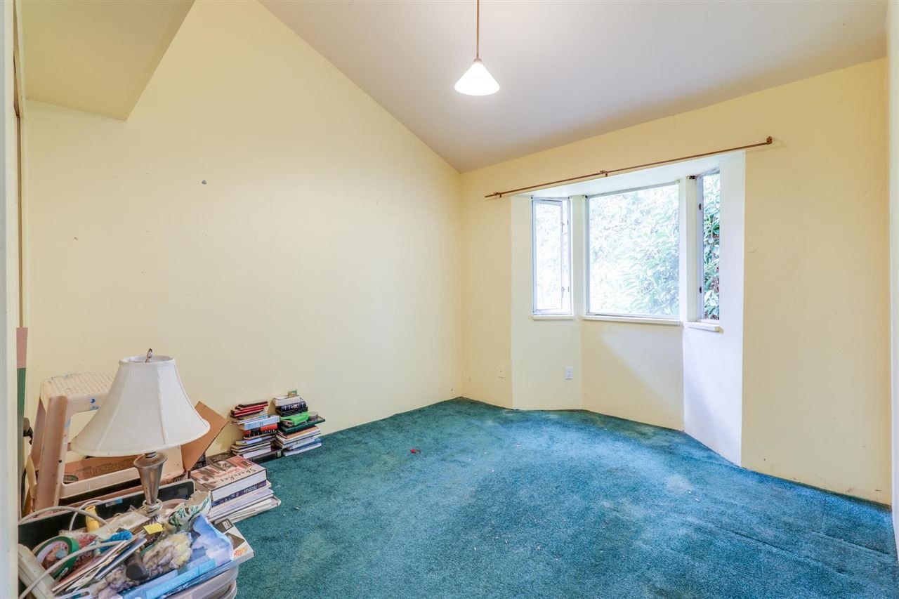 2497 Panorama Dr