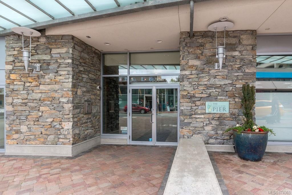 709-9809 Seaport Pl