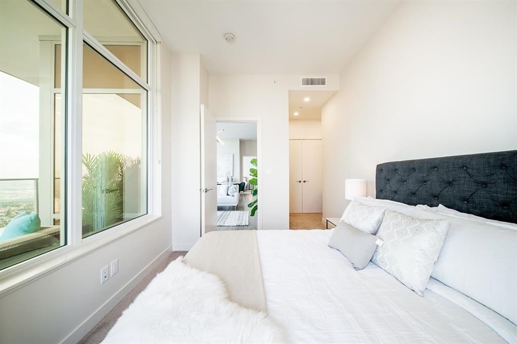 4001-6383 Mckay Ave