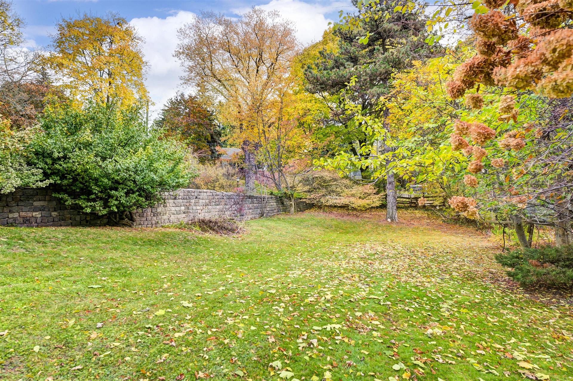 23 Windy Ridge Dr