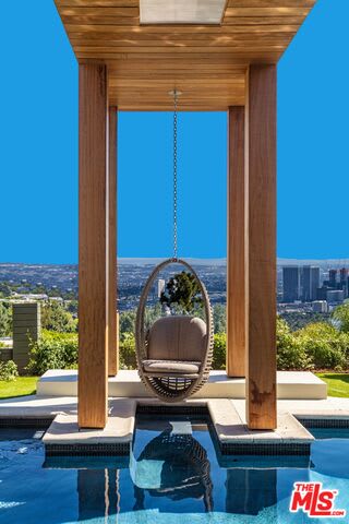 Luxe Infinity