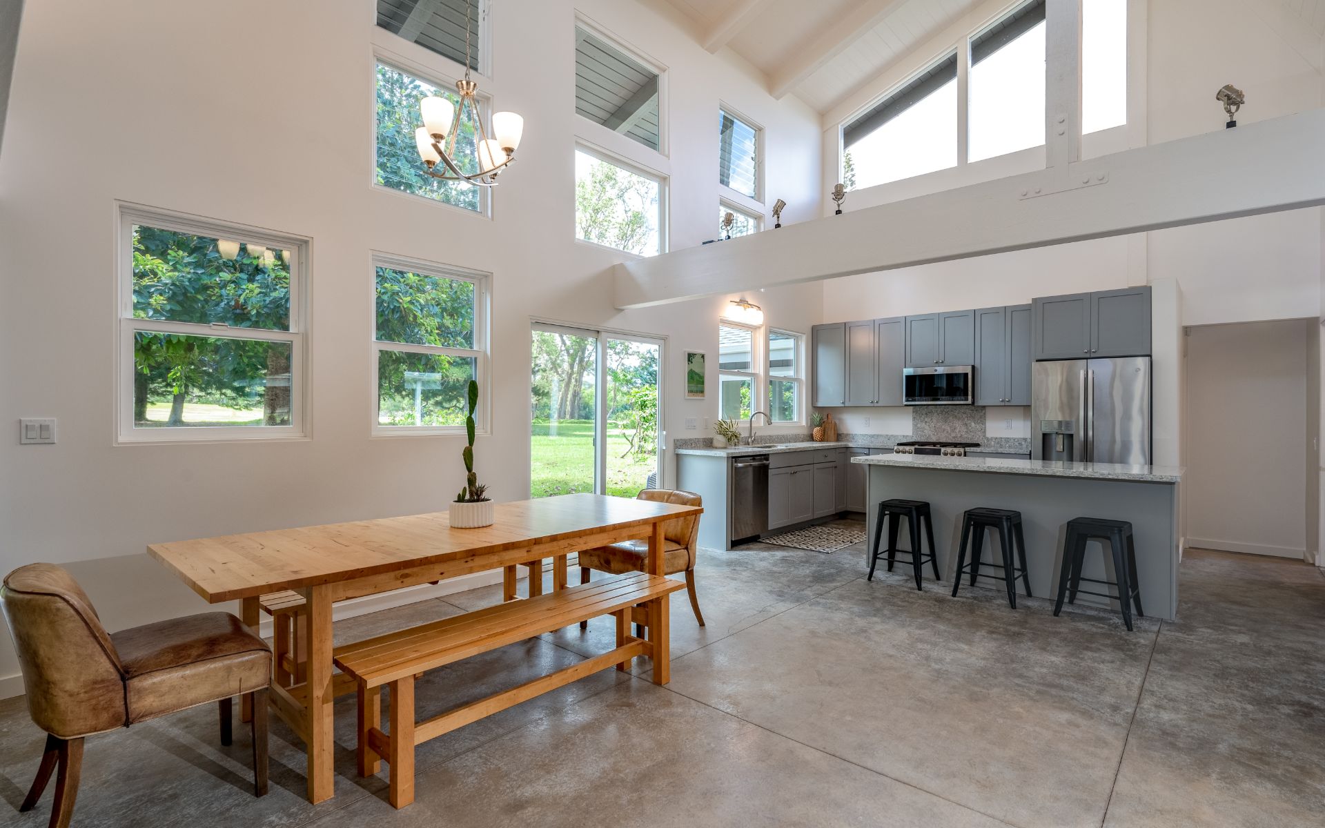 4157 Kamalani Ln