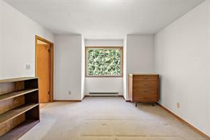 6203 Central Saanich Rd