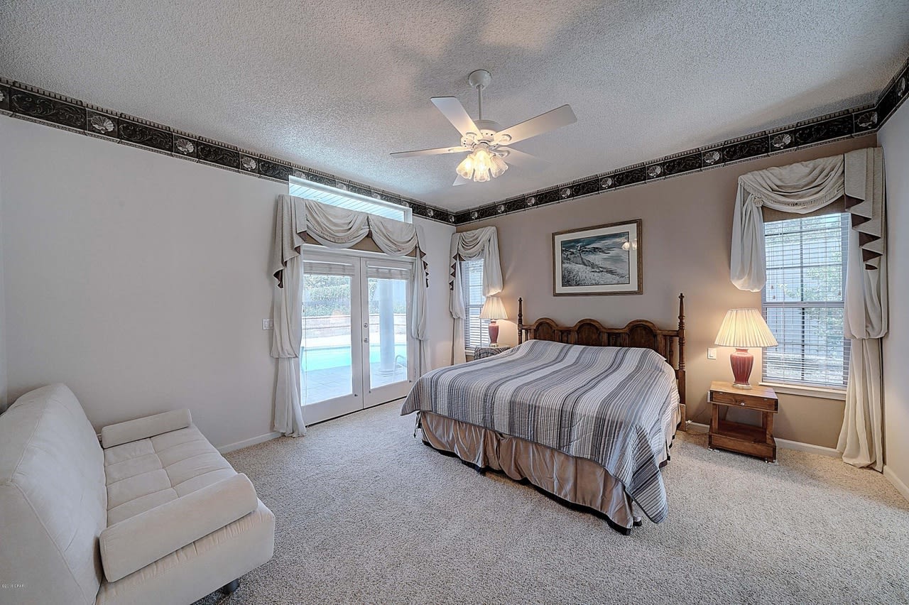 138 PALM GROVE Boulevard