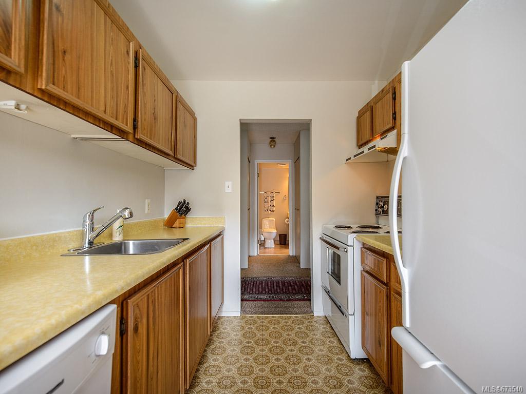 304-1060 Linden Ave, Victoria