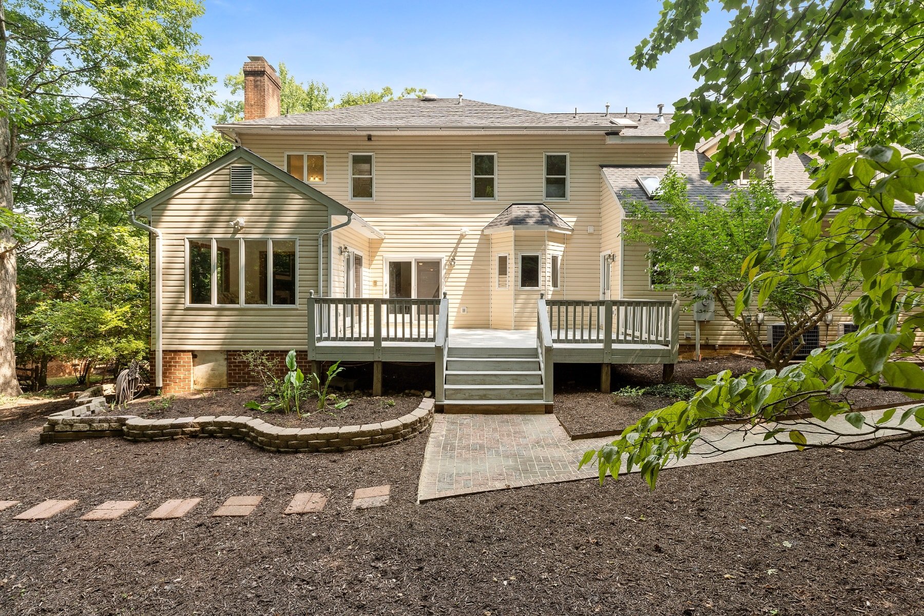 3328 Robious Forest Way