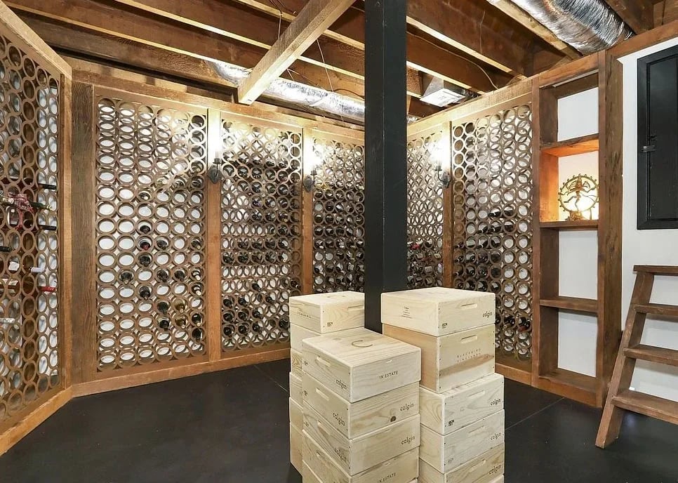 Married ‘Bullet Train’ Producers Buy Swank Digs in Outpost Estates