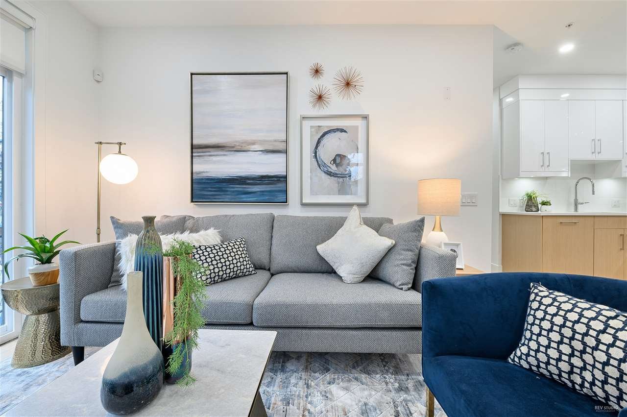 207-7131 17th Ave