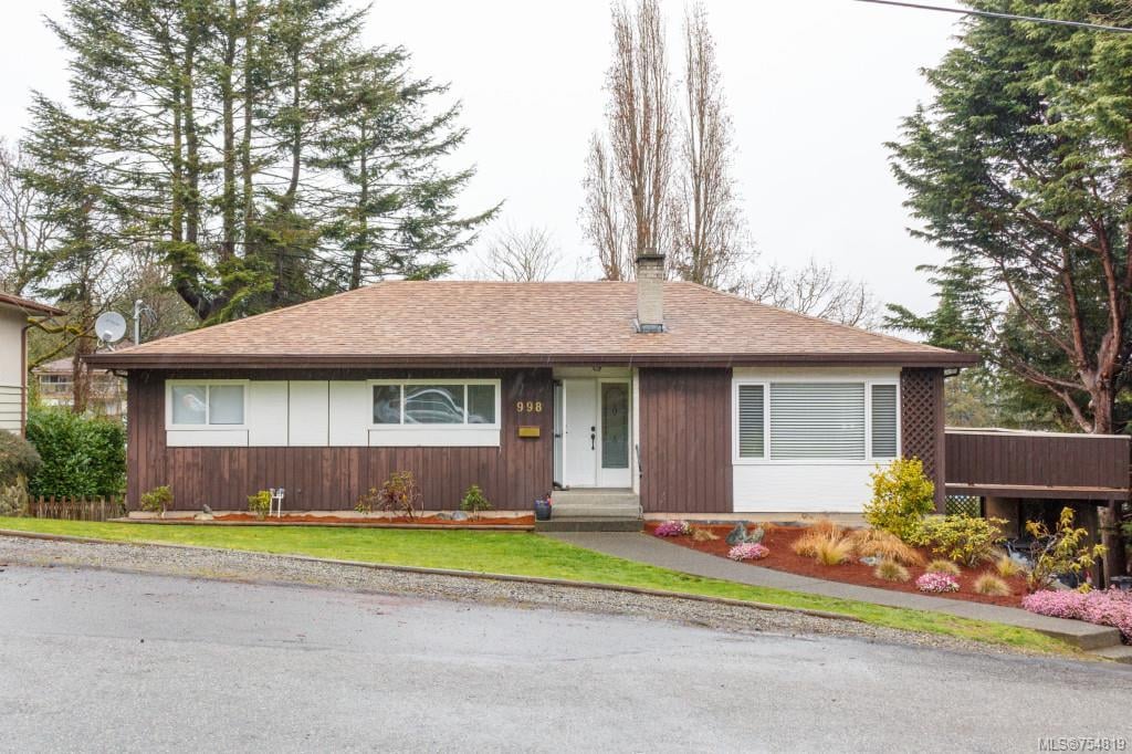 998 Karen Cres