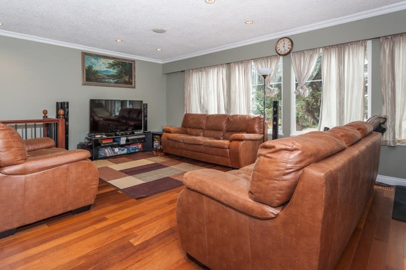 10231 Bissett Dr