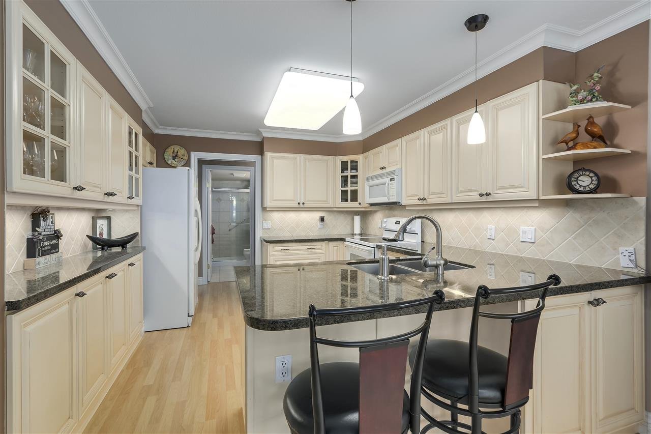 105-1675 Augusta Ave