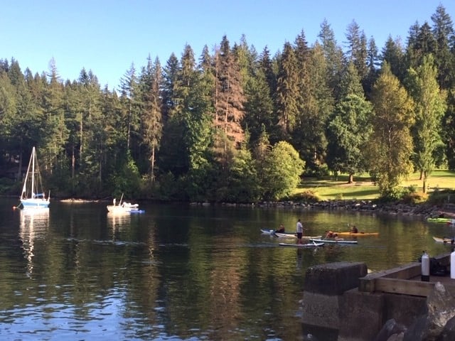 2044 Deep Cove Cres