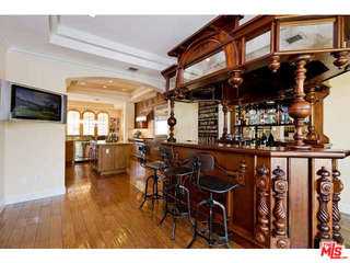 23963 De Ville Way
