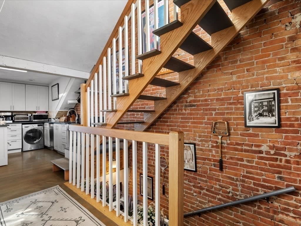 518 Shawmut Ave, #4