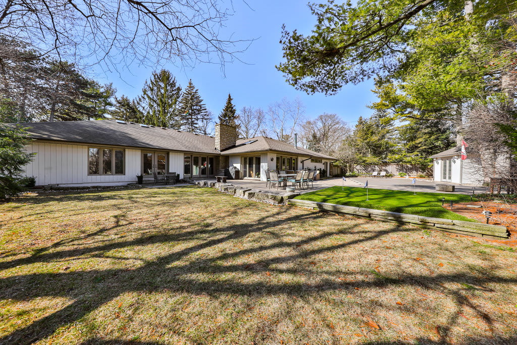 2100 Gatestone Avenue, Oakville