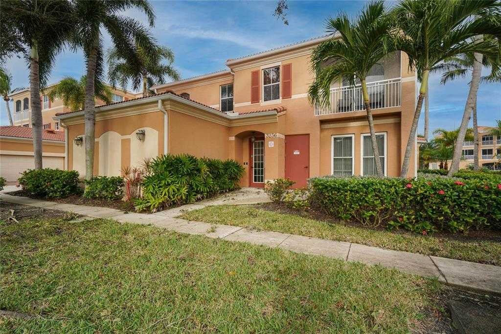 3236 SUNSET KEY CIRCLE Unit 102