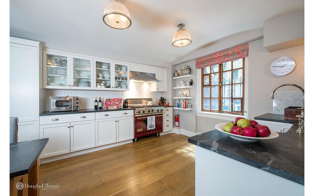 27 W 67th St #1FW