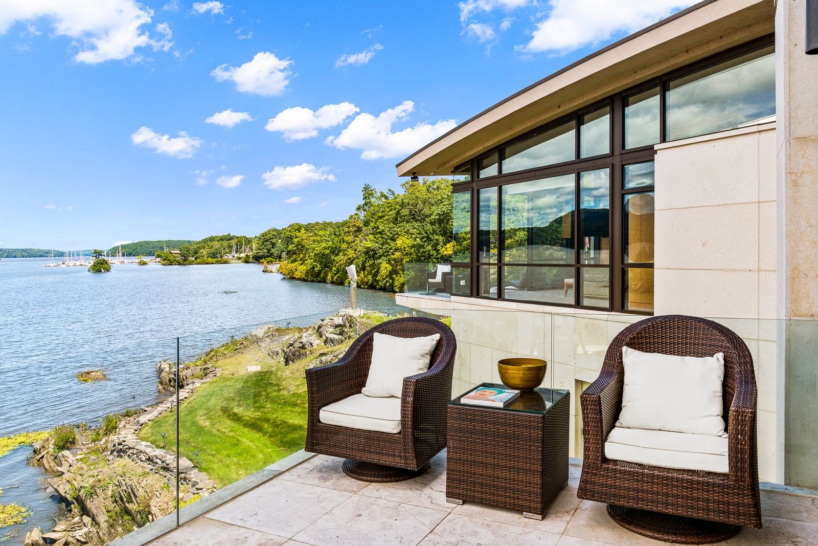 46 Ledgerock Lane