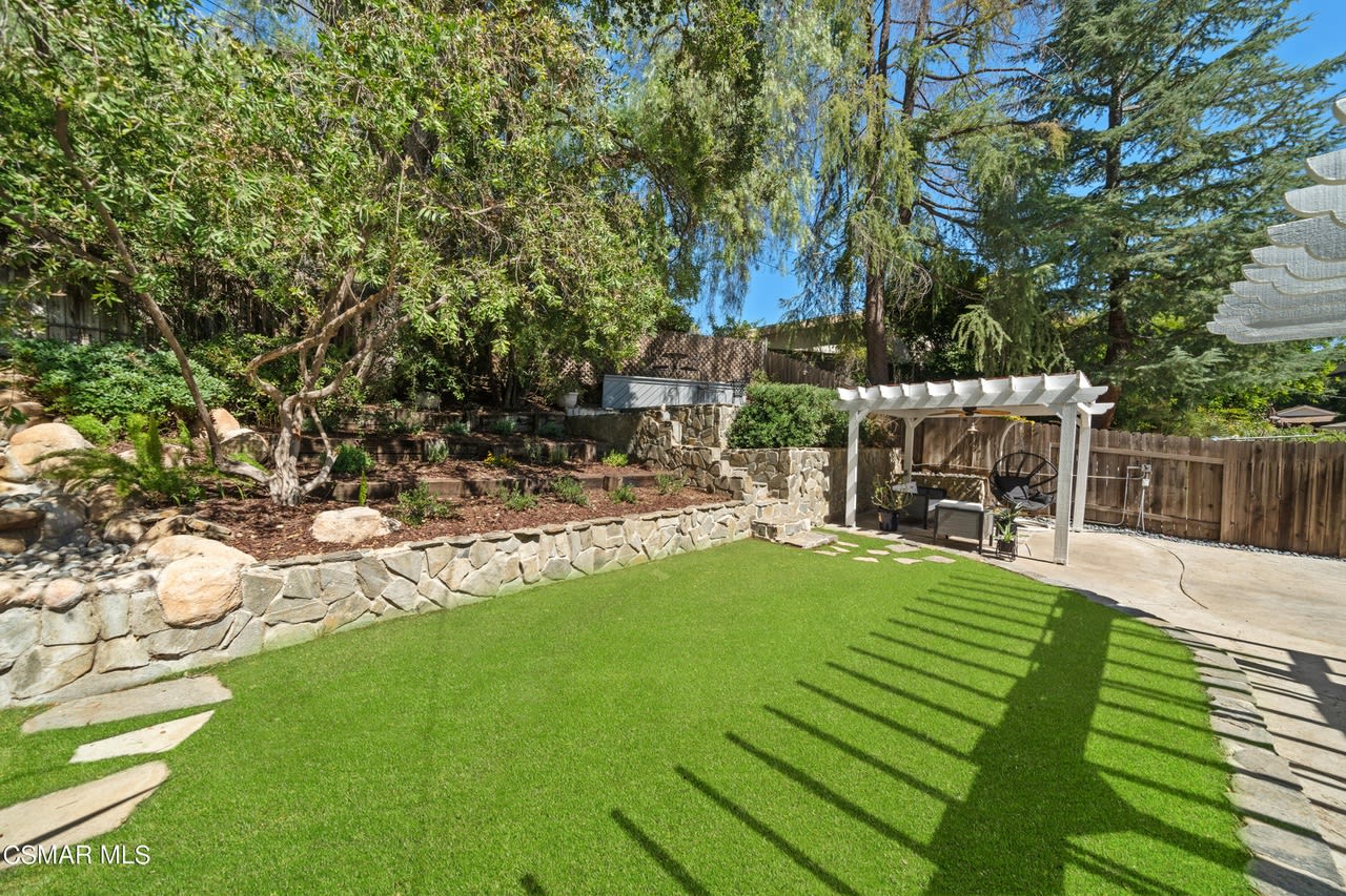 4558 Don Pio Dr