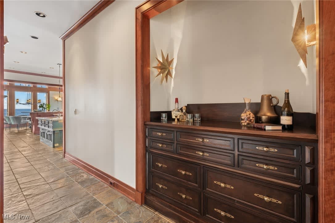 14 Colony Ln