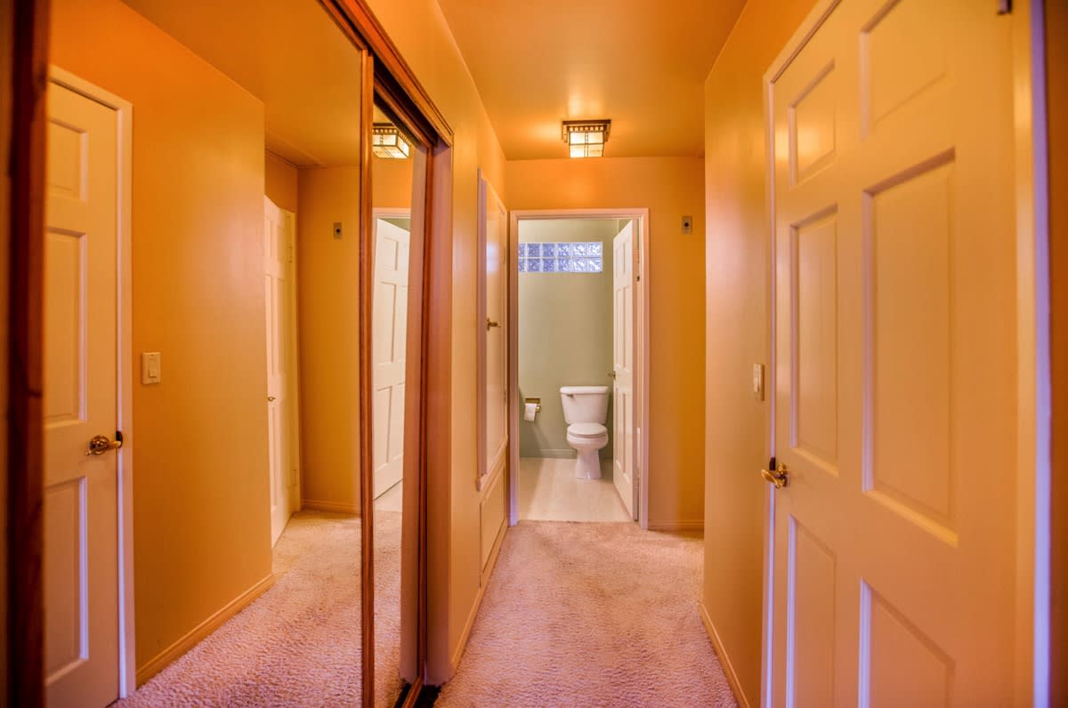 14538 Benefit St 202 Sherman Oaks, CA