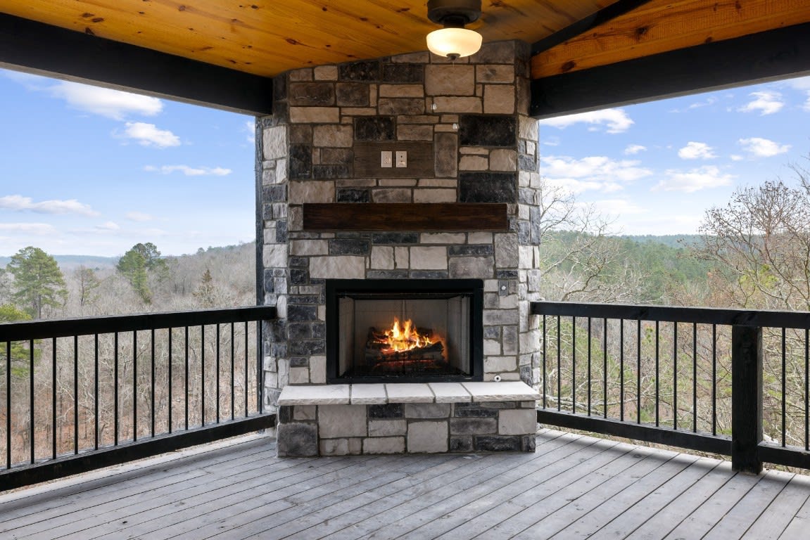 203 Ironwood Creek Trl