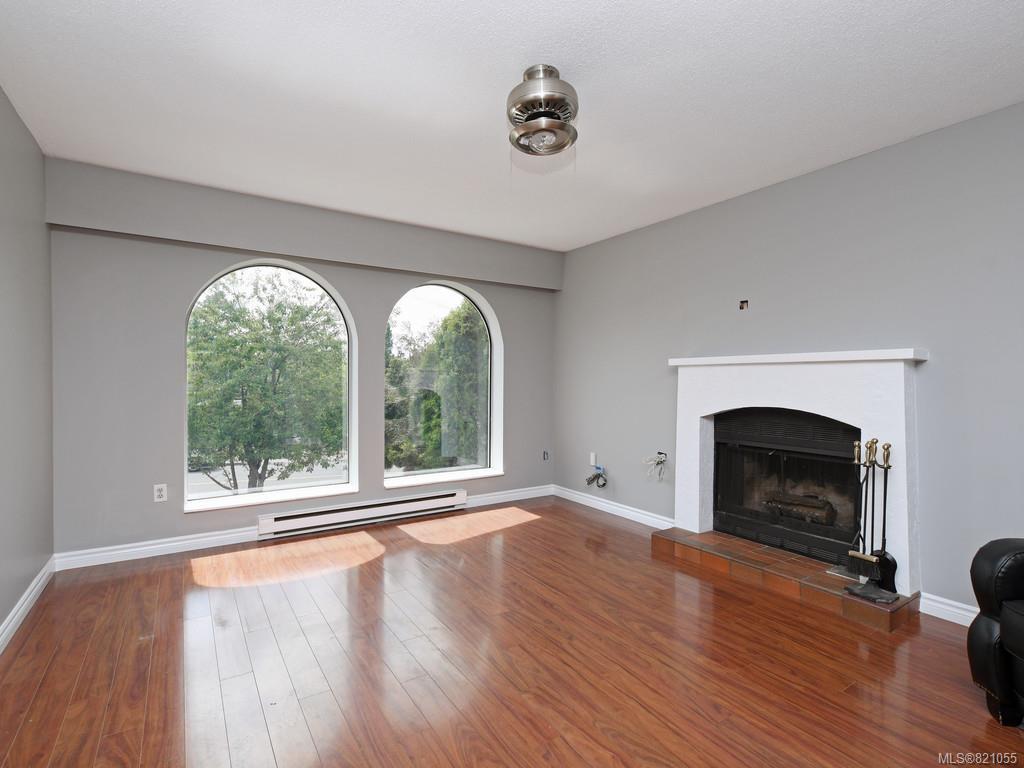 788 Mann Ave