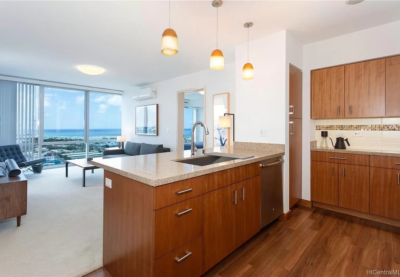 555 South Street #2402