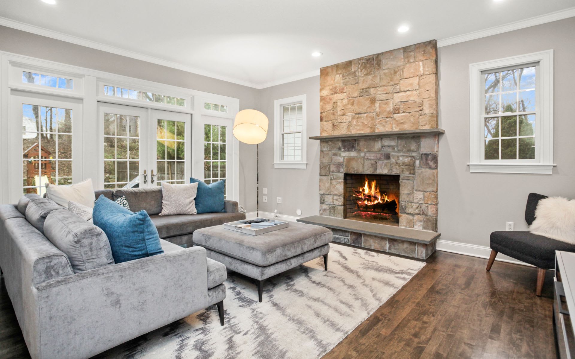 15 Ridge Dr