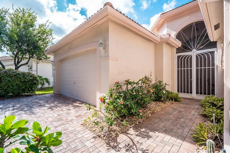 6806 Fiji Circle