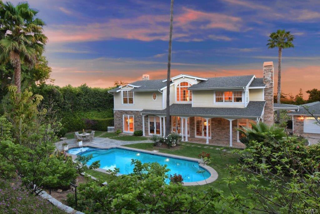 3154 Deluna Dr