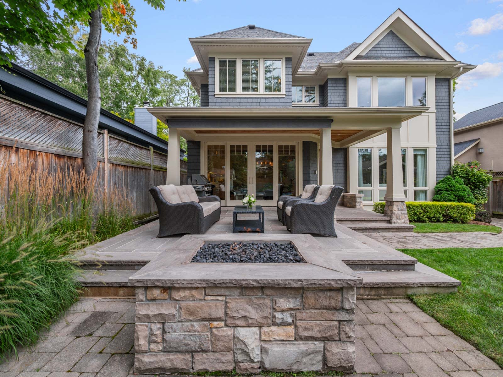 32 Howard Ave
