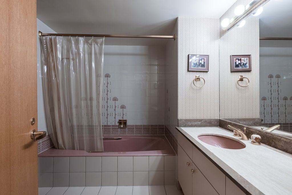 206-1490 Pennyfarthing Drive, Vancouver