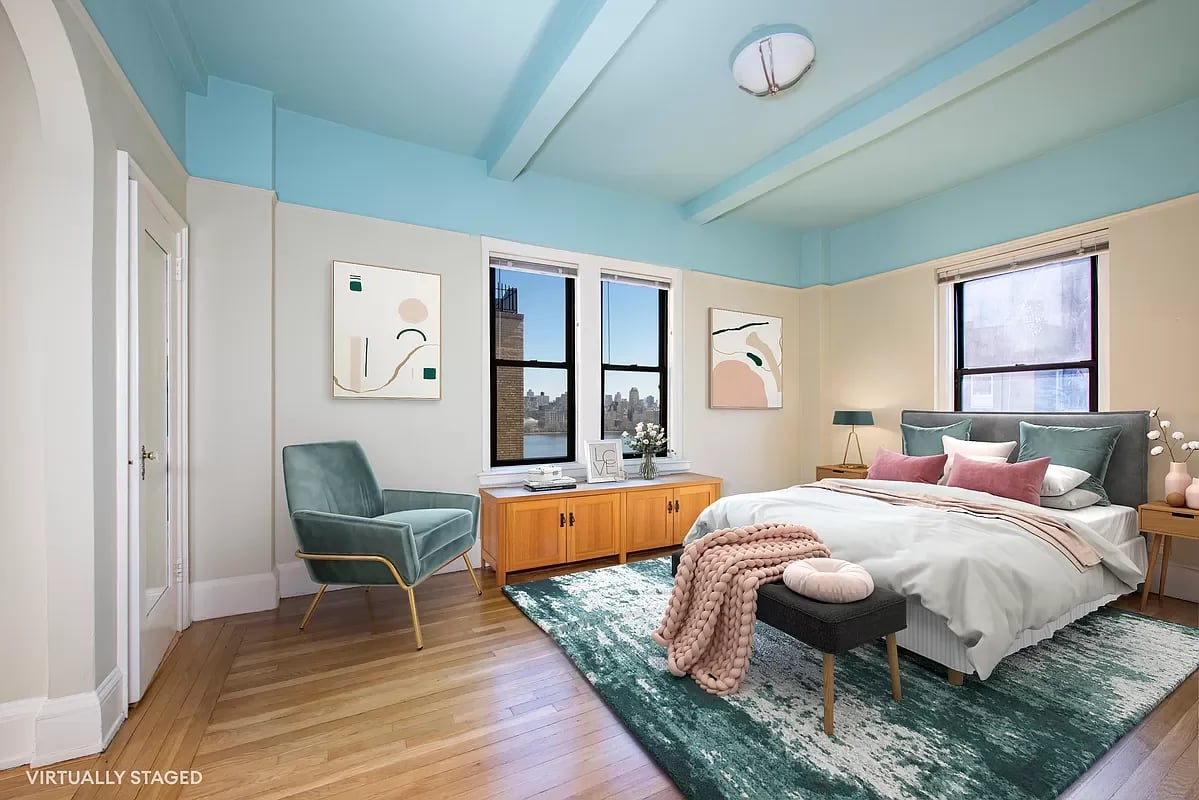 327 Central Park West Unit: 17E