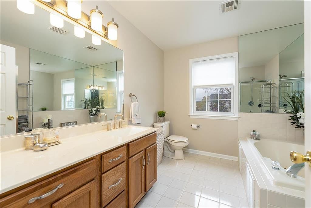 2660 Fieldview Dr