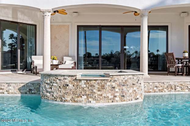 100 Harbourmaster Ct