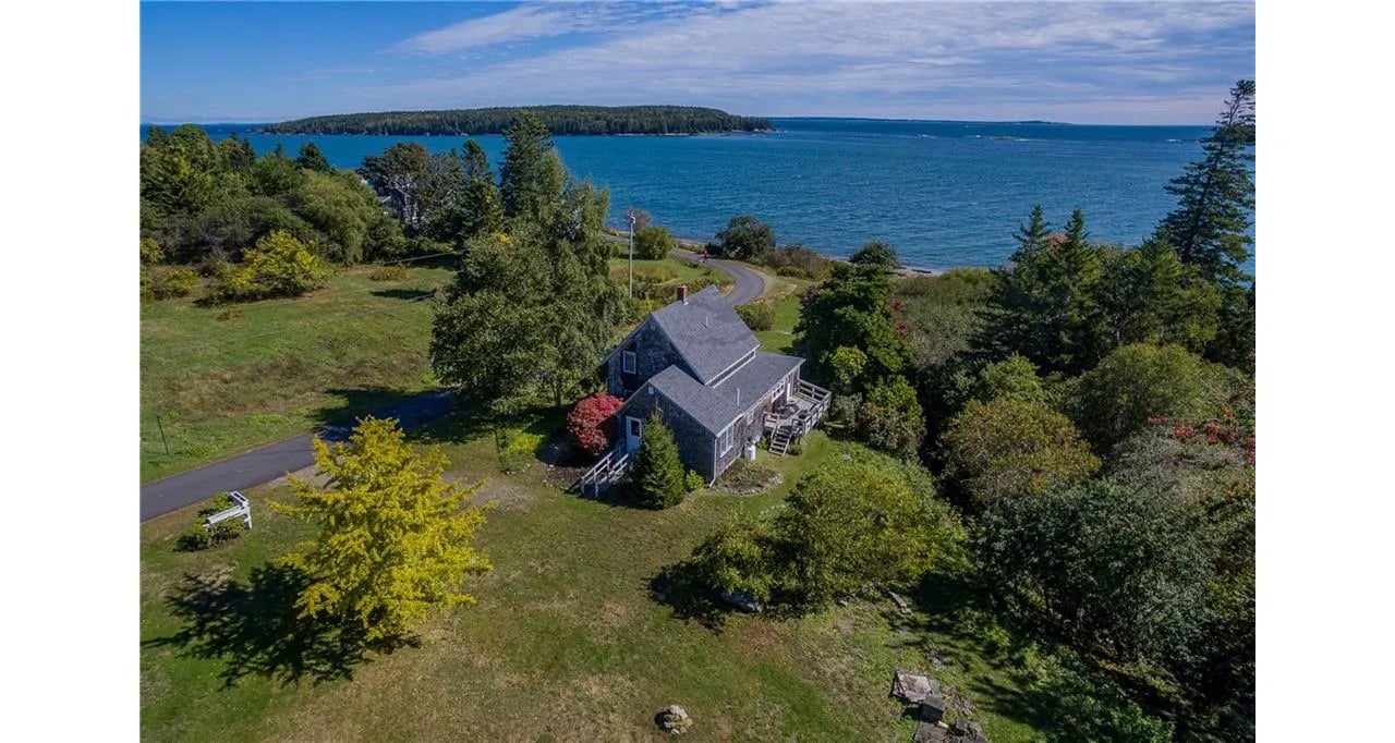 Home for Sale – 49 Holiday Beach Road, Owls Head Maine