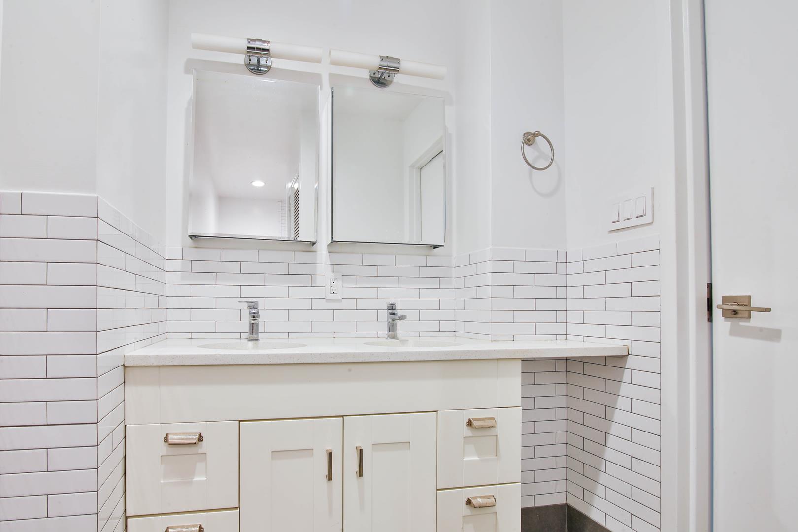 135 William Street, Apt 3-A