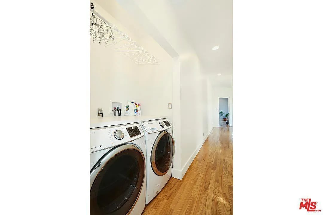 739 N Avenue 63