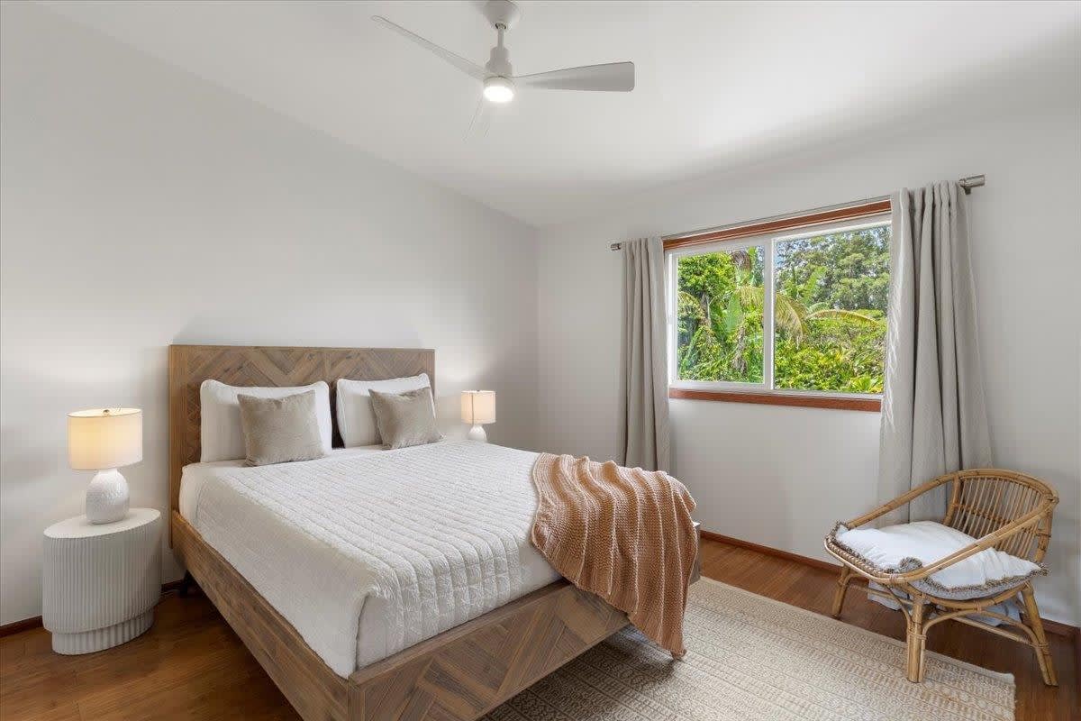 60 Koolau Rd  