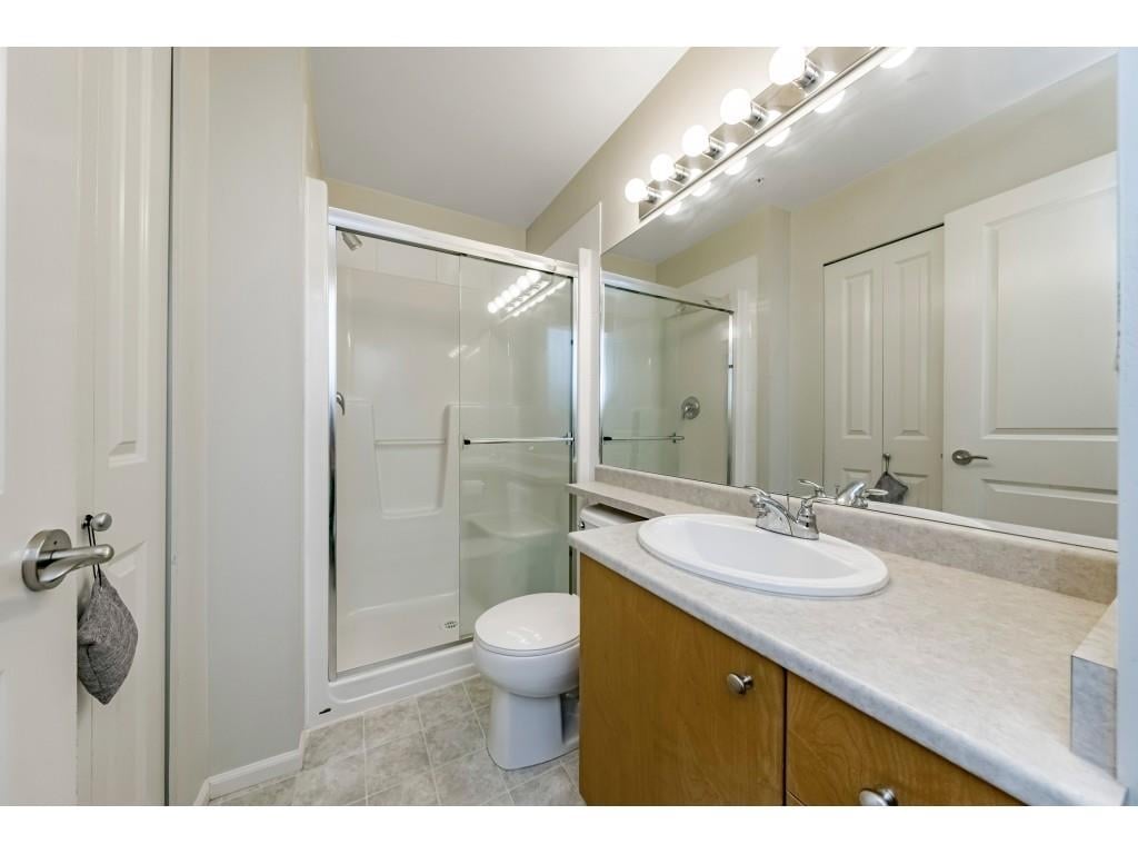 66-7088 17th Ave