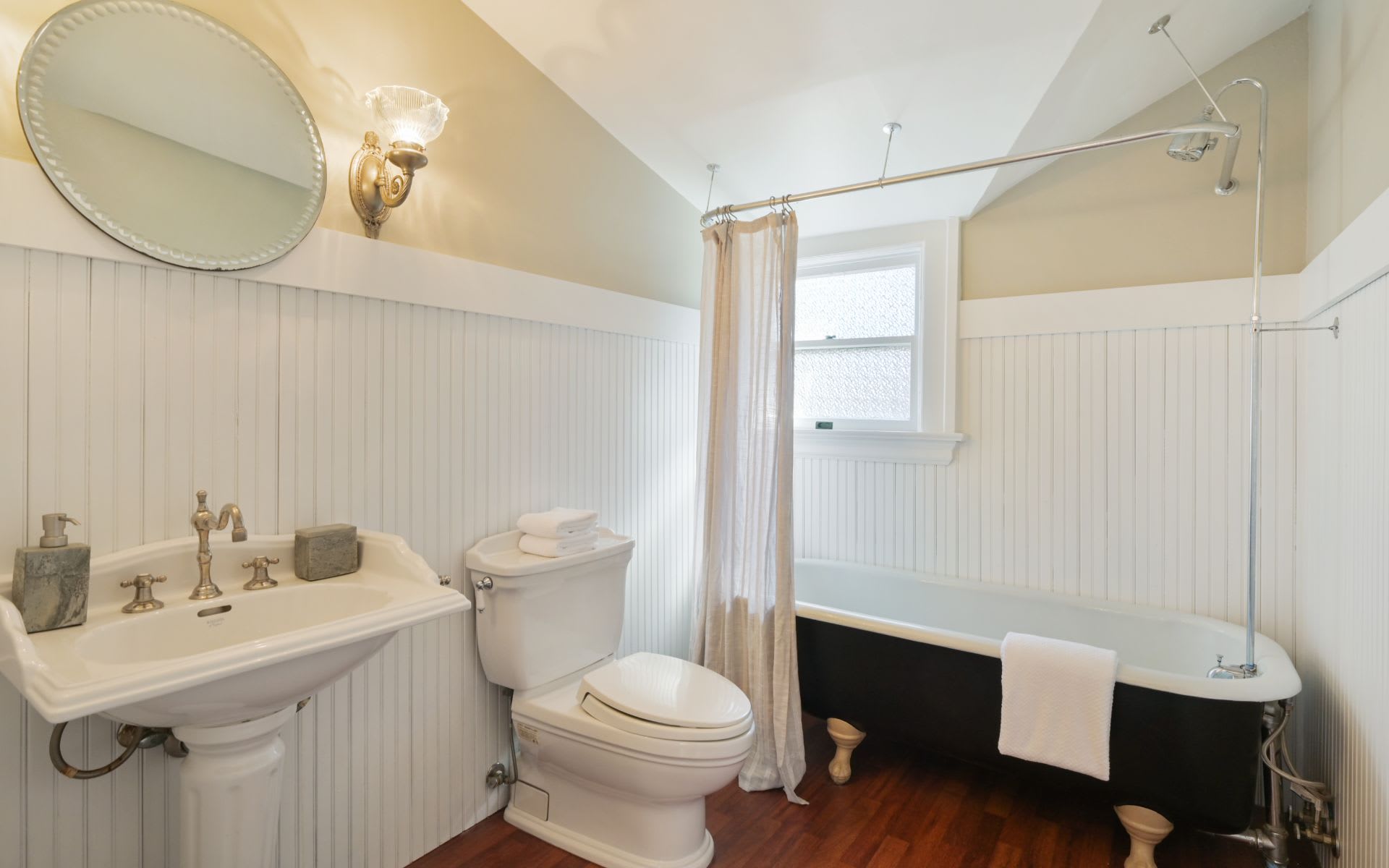 104 Walnut St