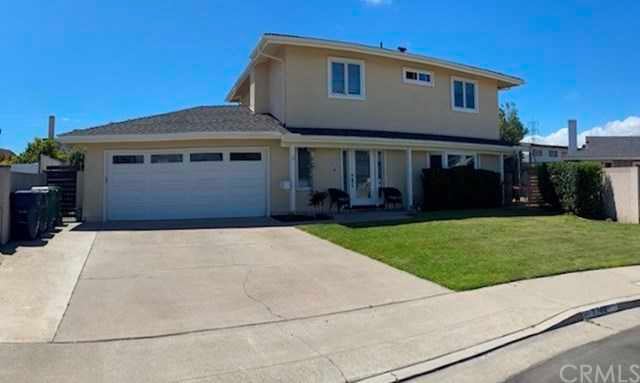 8742 Lauder Circle
