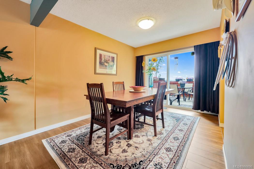 403 Dressler Rd